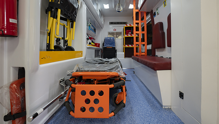 خدمات تجهيز سيارات الإسعاف وفق أعلى المعايير